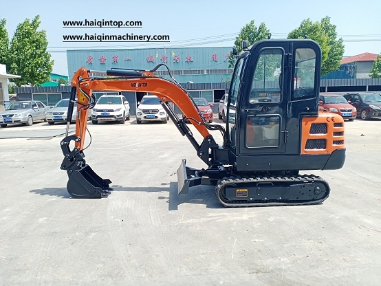 vote Excavator maintenance way at summer time