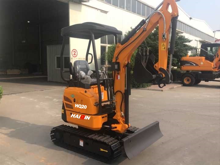 2.0 ton Small Crawler Excavator With Yanmar engine