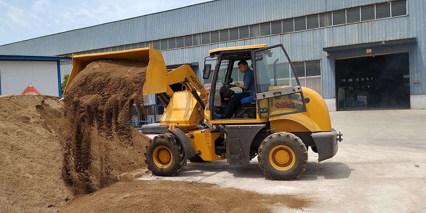 Swing Loader (HQ915S) working for construction site