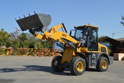 Small Wheel Loader HQ912