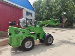 Mini loader HQ906 with front seat design