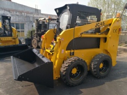 Skid steer loader HQ45