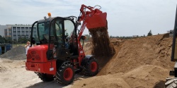 Mini loader HQ908Pro with China Yanmar engine,Cabin