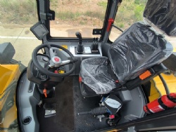 Telescopic loader HQ930T
